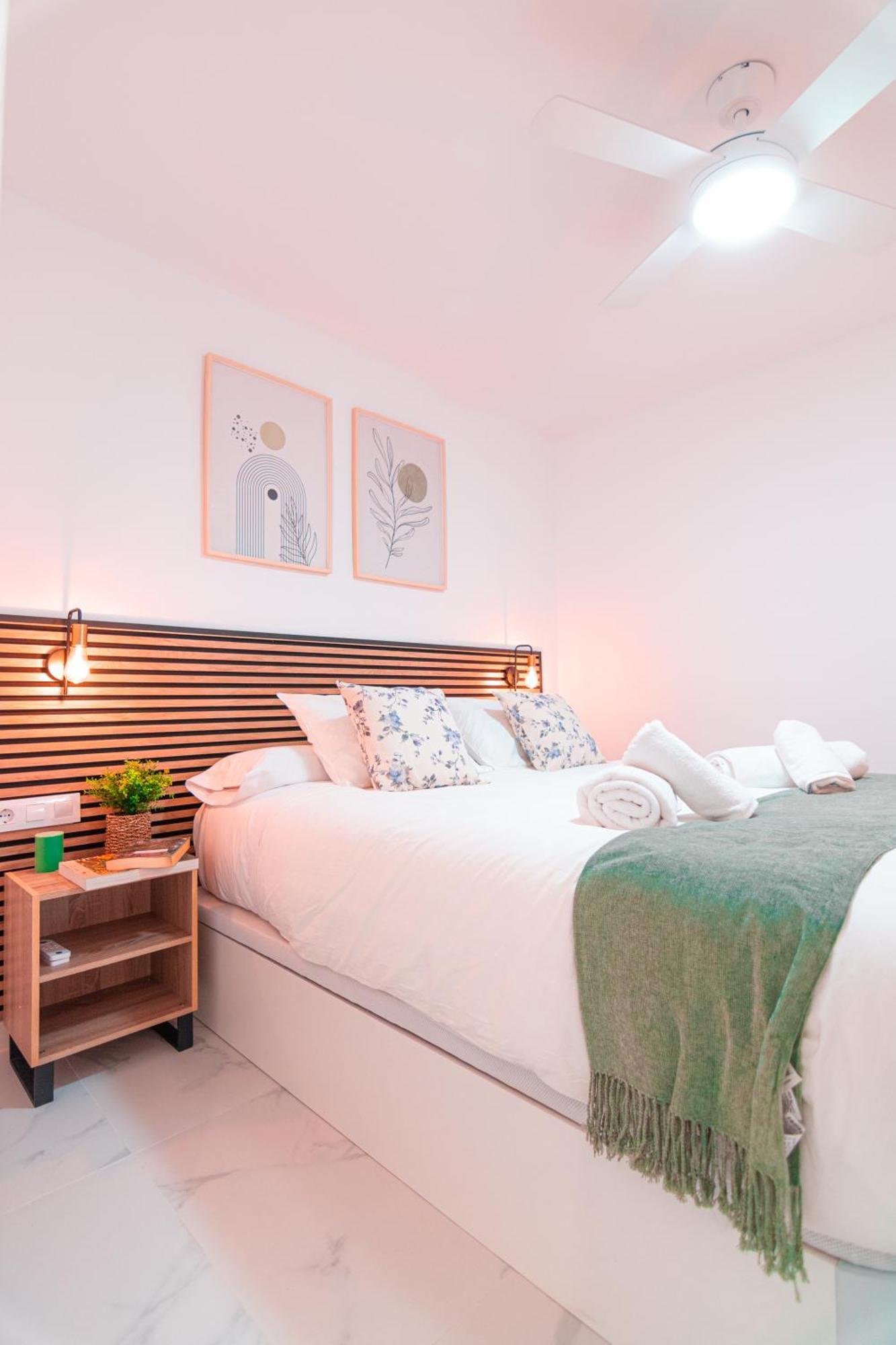 Edomus Catedral Boutique Apartment Sevilla Bagian luar foto